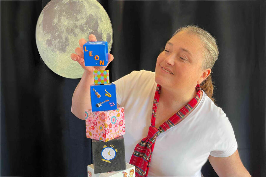 Lisbeth Mac Matick Spectacle Lisbeth Mac Matick pour le plaisir de la famille et des enfants.